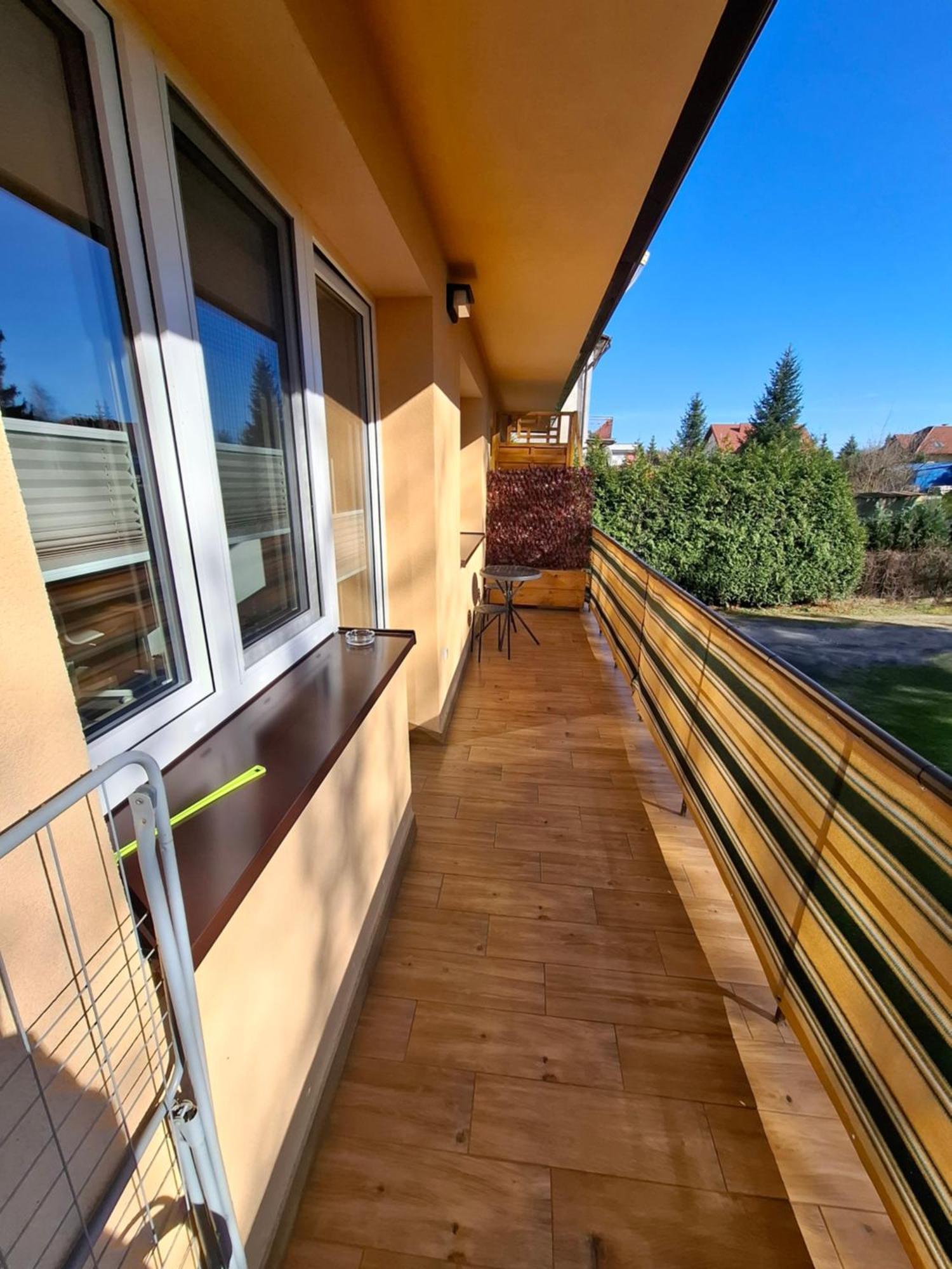 Zagorze, Bezplatny Ogrodzony Parking, Netflix Apartment