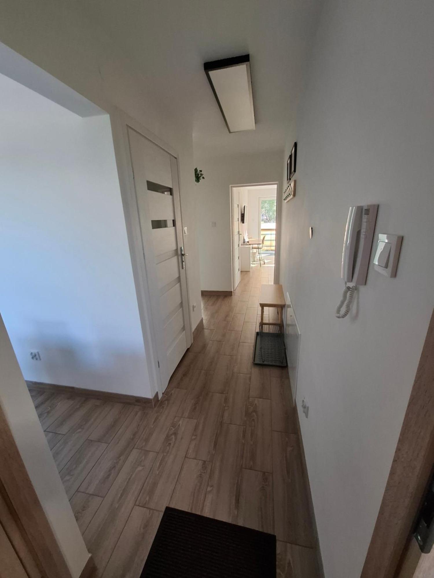Zagorze, Bezplatny Ogrodzony Parking, Netflix Apartment